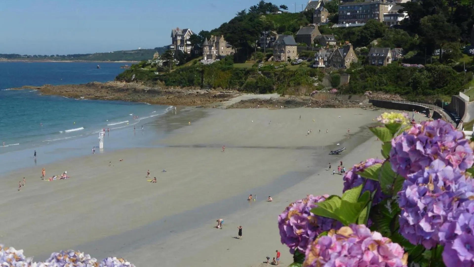 Σπίτι διακοπών Breton Cottage, 500 M Beach, Penvenan, Pink Granite Coast
